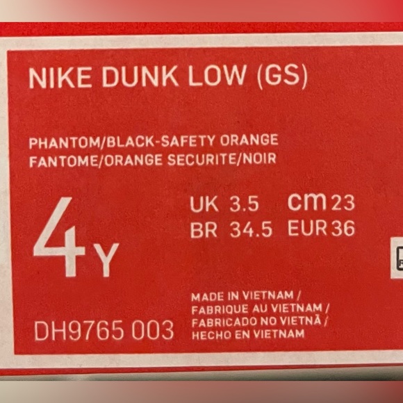 Nike Dunk Low (GS) - Picture 2 of 2